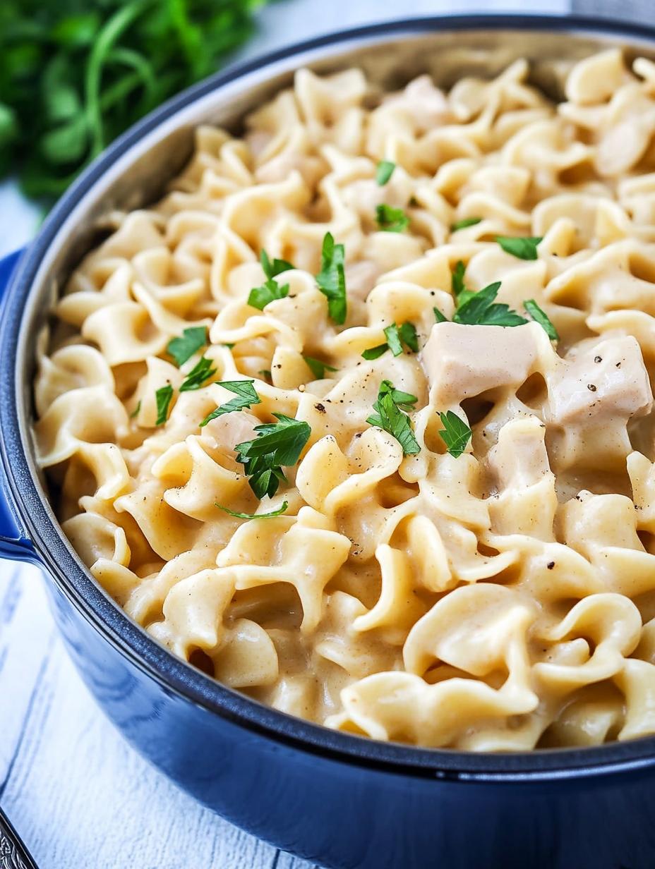 Slow Cooker Creamy Cafeteria Noodles