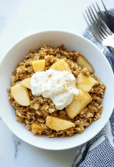 Baked Apple Oatmeal