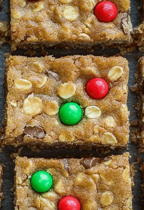 Christmas Oatmeal Cookie Bars