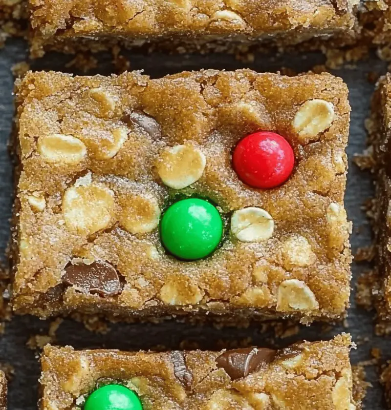 Christmas Oatmeal Cookie Bars