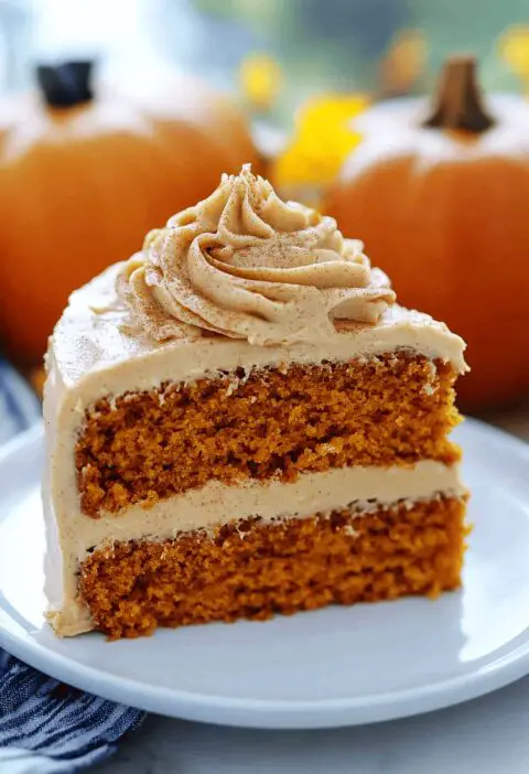 Pumpkin Cake With Cinnamon Buttercream