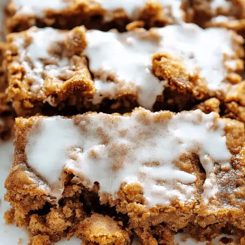 Pumpkin Cinnamon Roll Cake