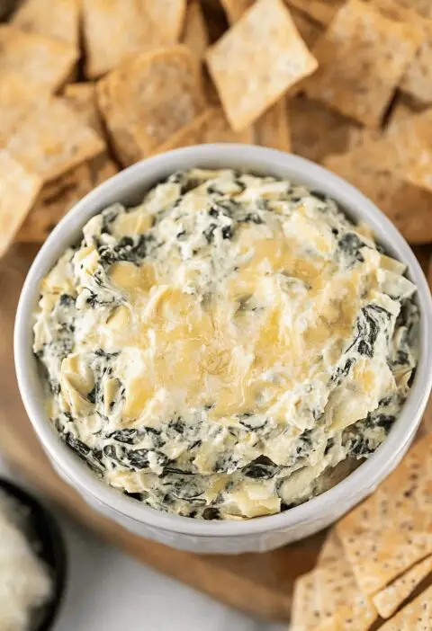 The Best Spinach Artichoke Dip