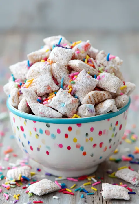 Birthday Cake Puppy Chow Recipe