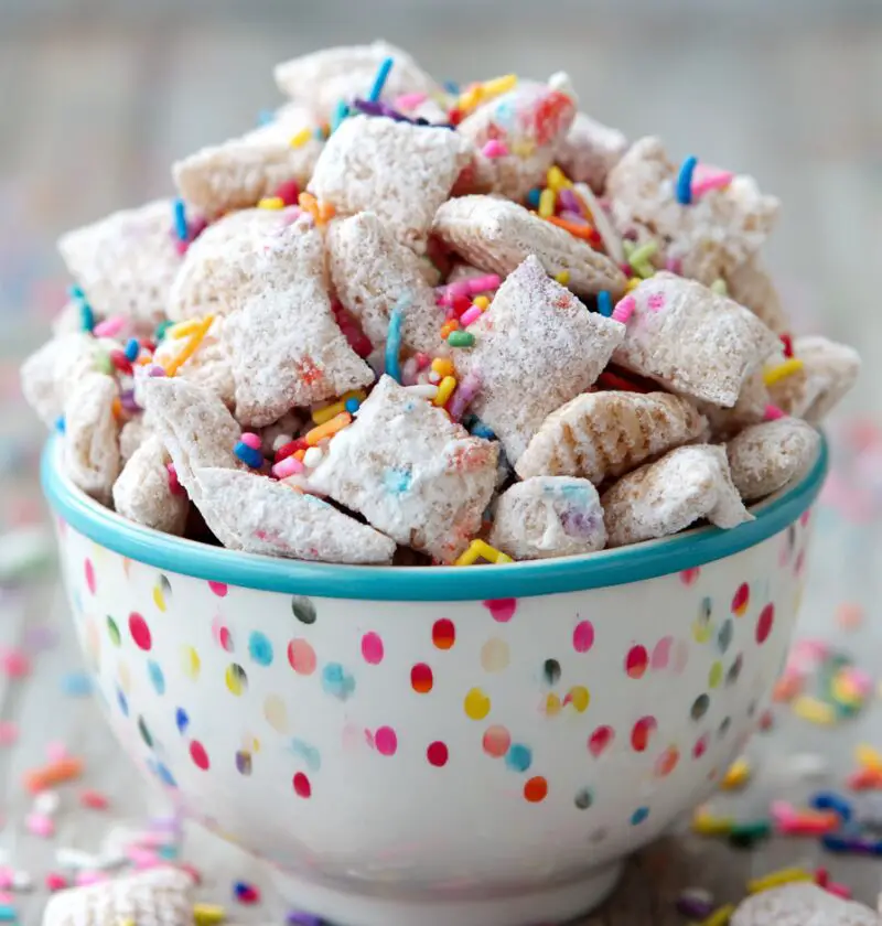 Birthday Cake Puppy Chow Recipe