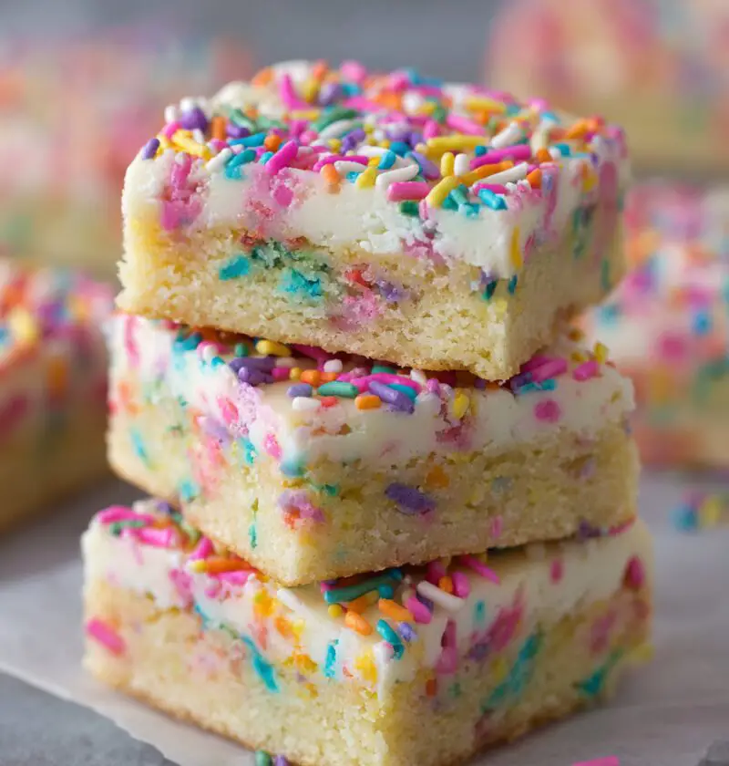 Funfetti Sugar Cookie Bars Recipe
