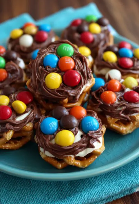 Pretzel Hugs M&M Treats Recipe