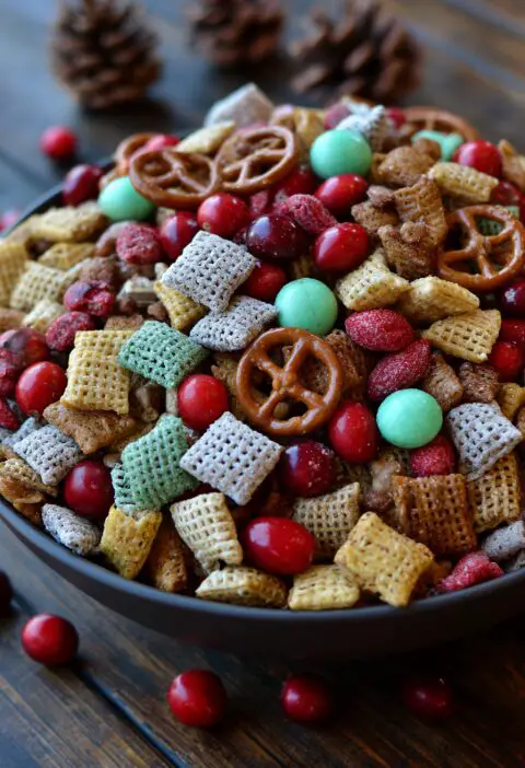 Reindeer Chow Snack Mix Recipe