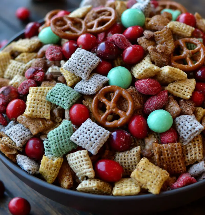 Reindeer Chow Snack Mix Recipe