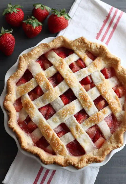 Strawberry Rhubarb Pie Recipe