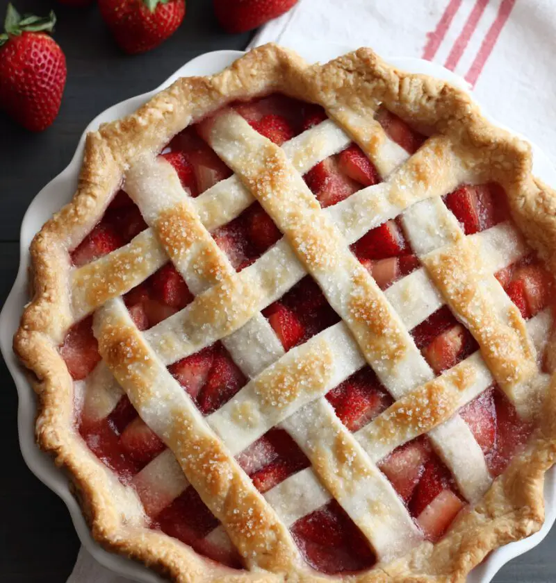 Strawberry Rhubarb Pie Recipe